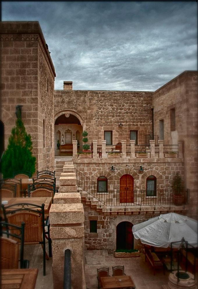 Kasr-I Nehroz Hotel Мідьят Екстер'єр фото